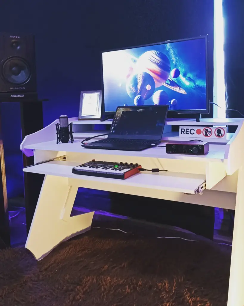 Z Desk Mini 4