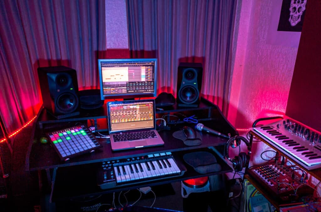 Z Desk Mini 1