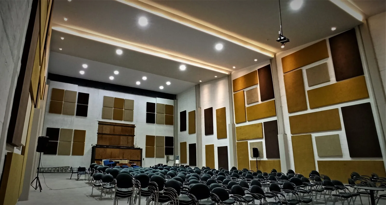 Auditorio Centro Cristiano Tumbaco