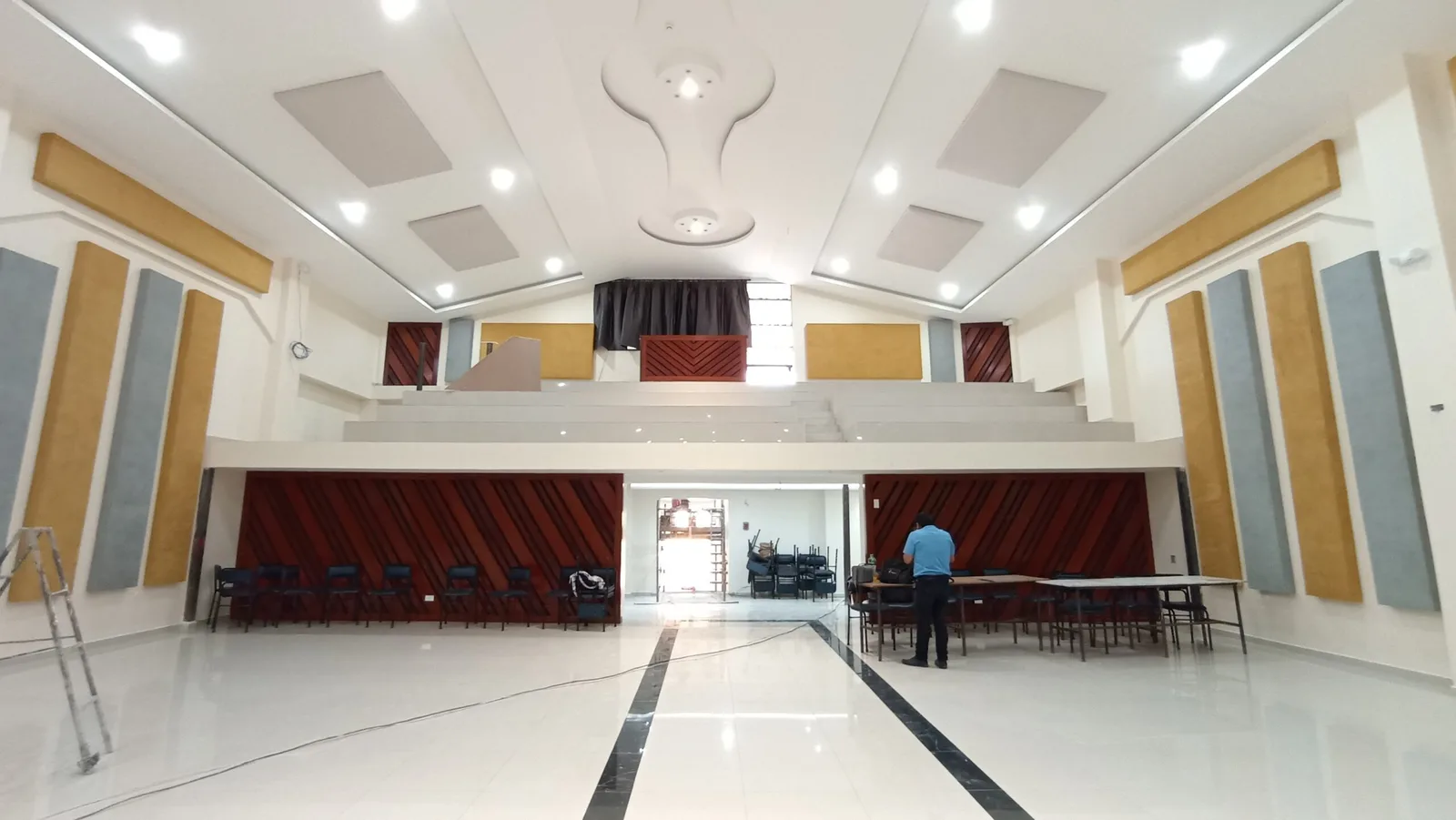 Después — Auditorio Mushuj Jerusalén